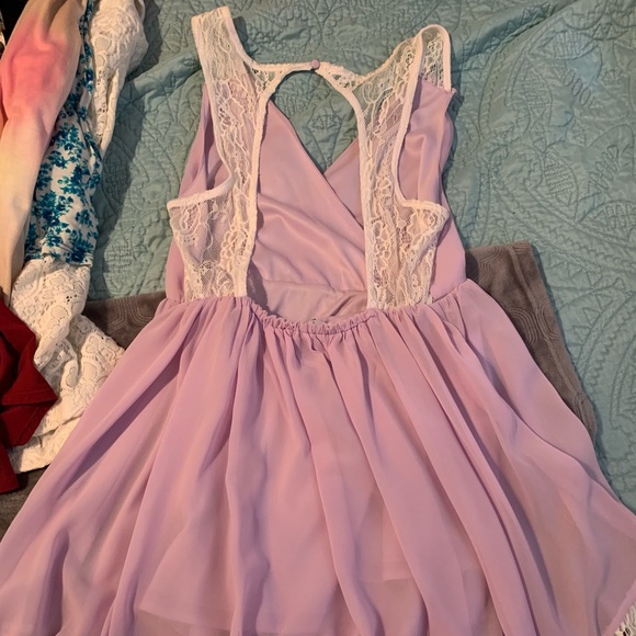 Lavender Lace and Backless dress - Picture 2 of 2